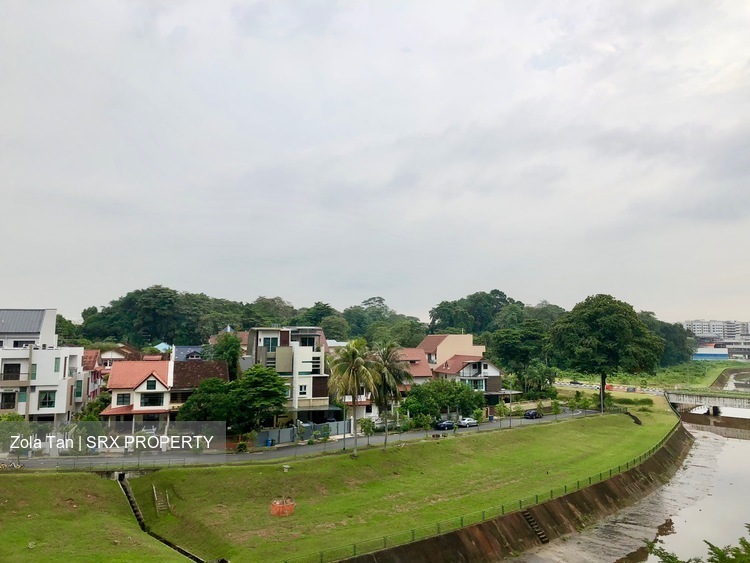 1 Canberra (D27), Condominium #266396991